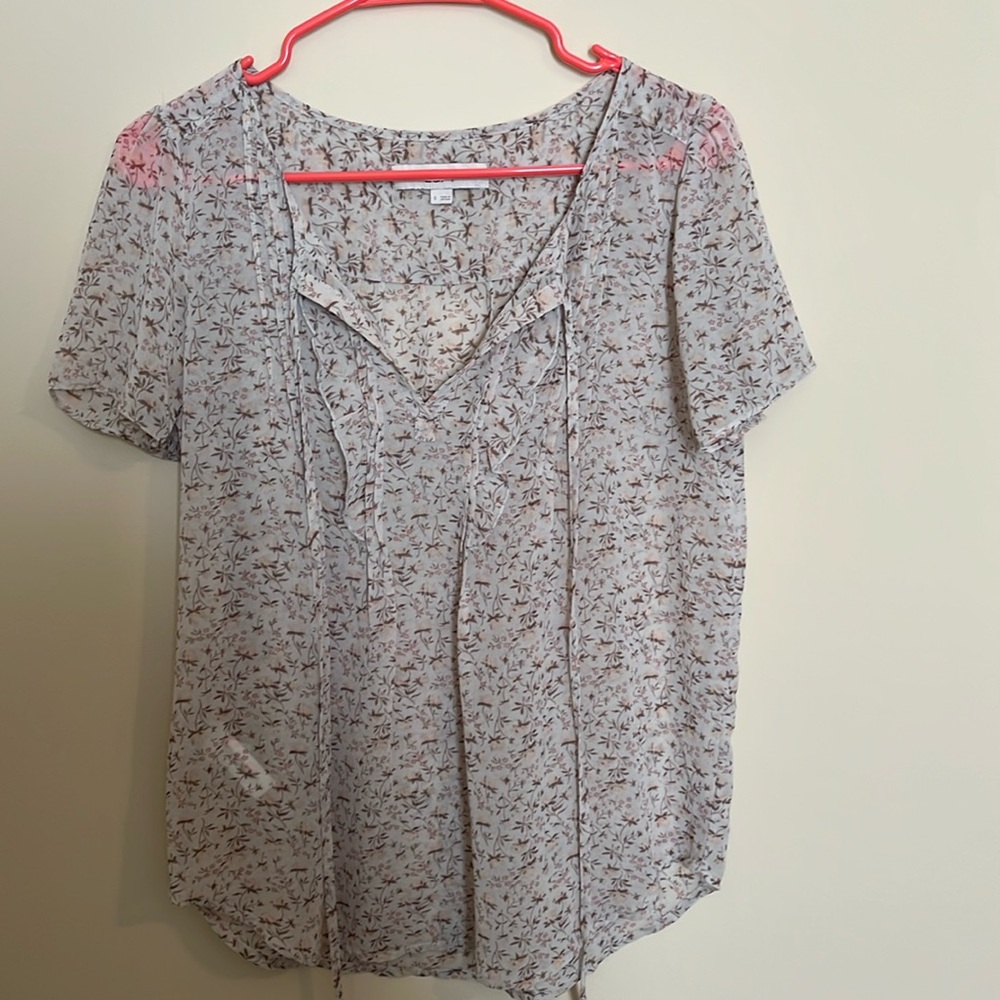 Sheer leafy LOFT top